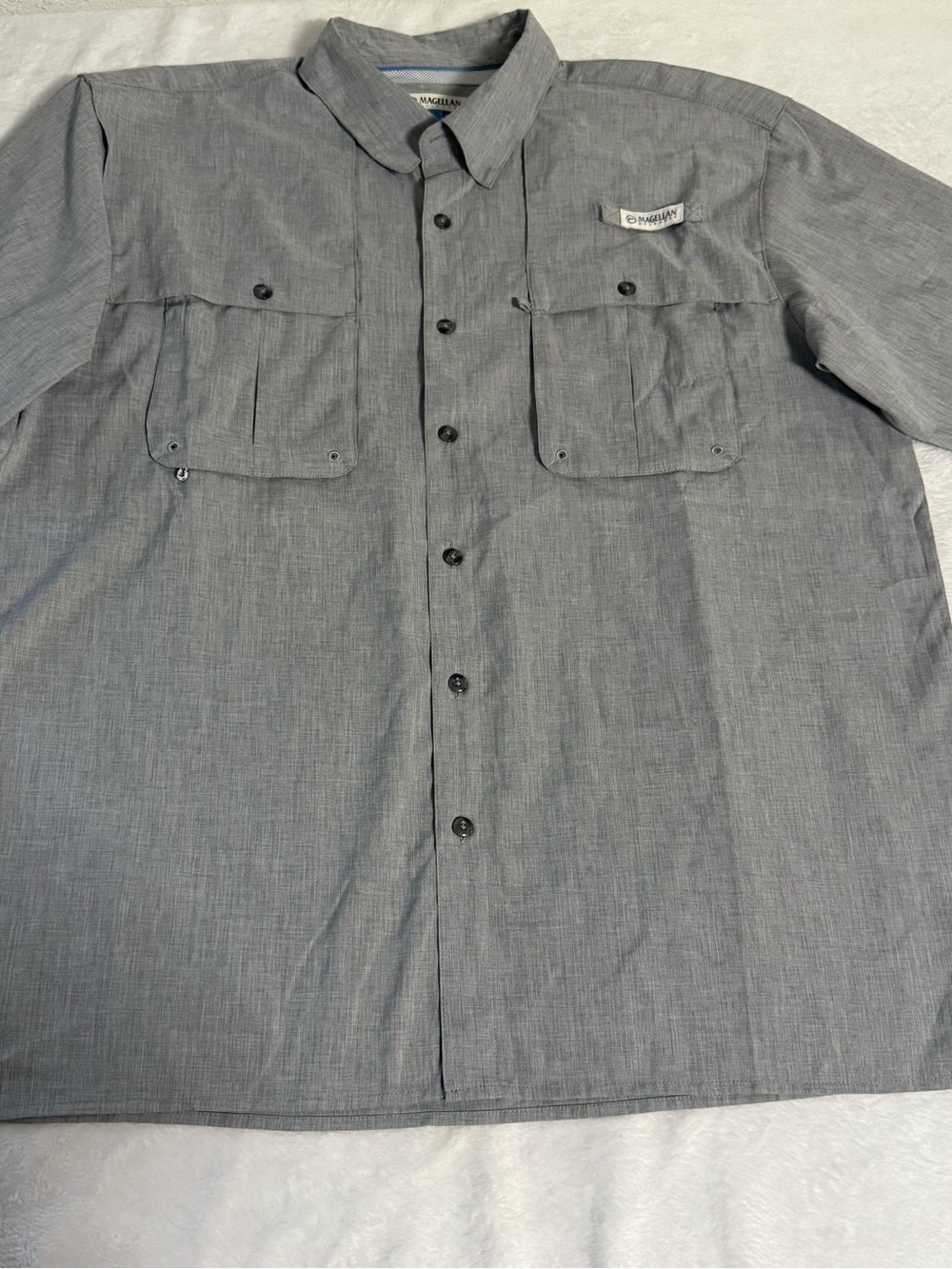 Magellan Outdoors Men's Gray Short-Sleeve Button-Down Fishing Shirt